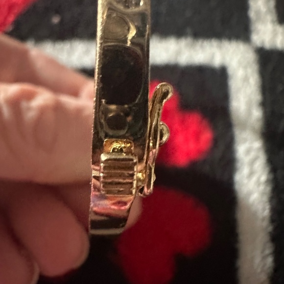 14k diamond bangle bracelet - Picture 3 of 5